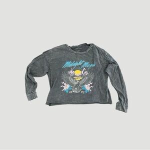 Graphic Crop Top – Edgy Boho Vintage Vibes